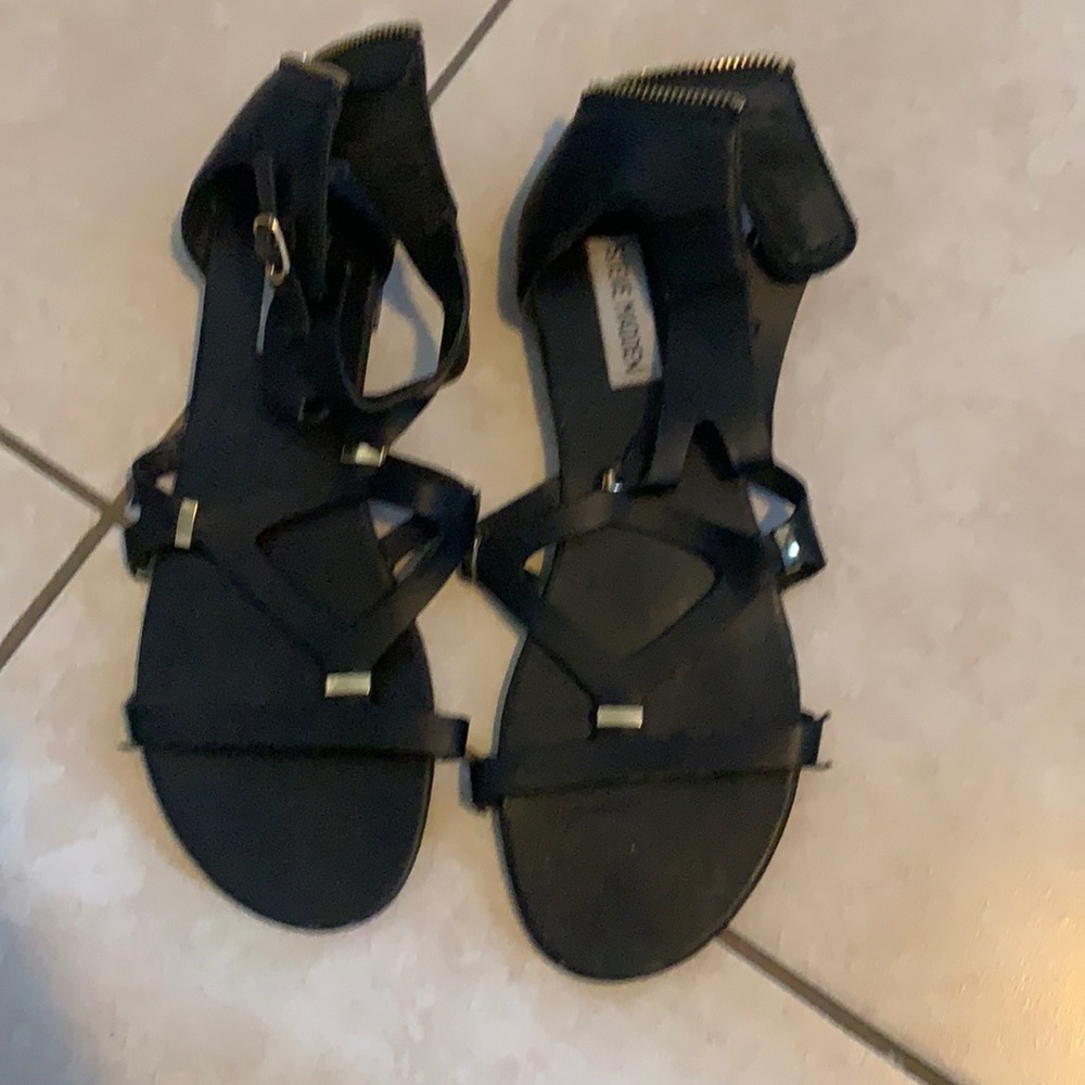 In good condition worn a few times